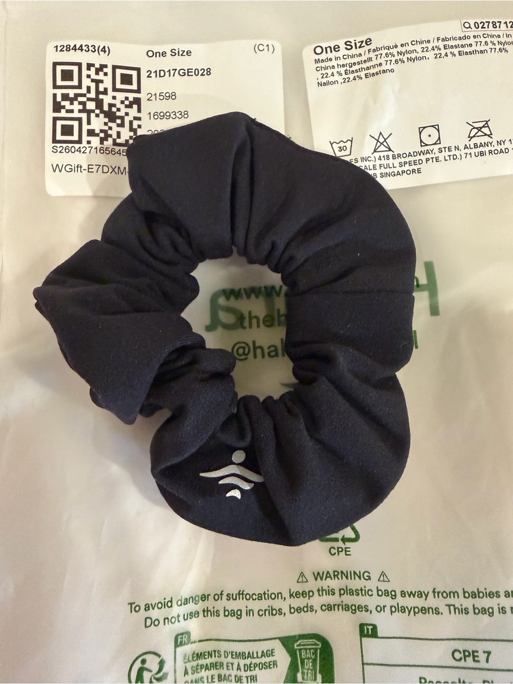 HALARA Black Athletic Scrunchie by In Bag